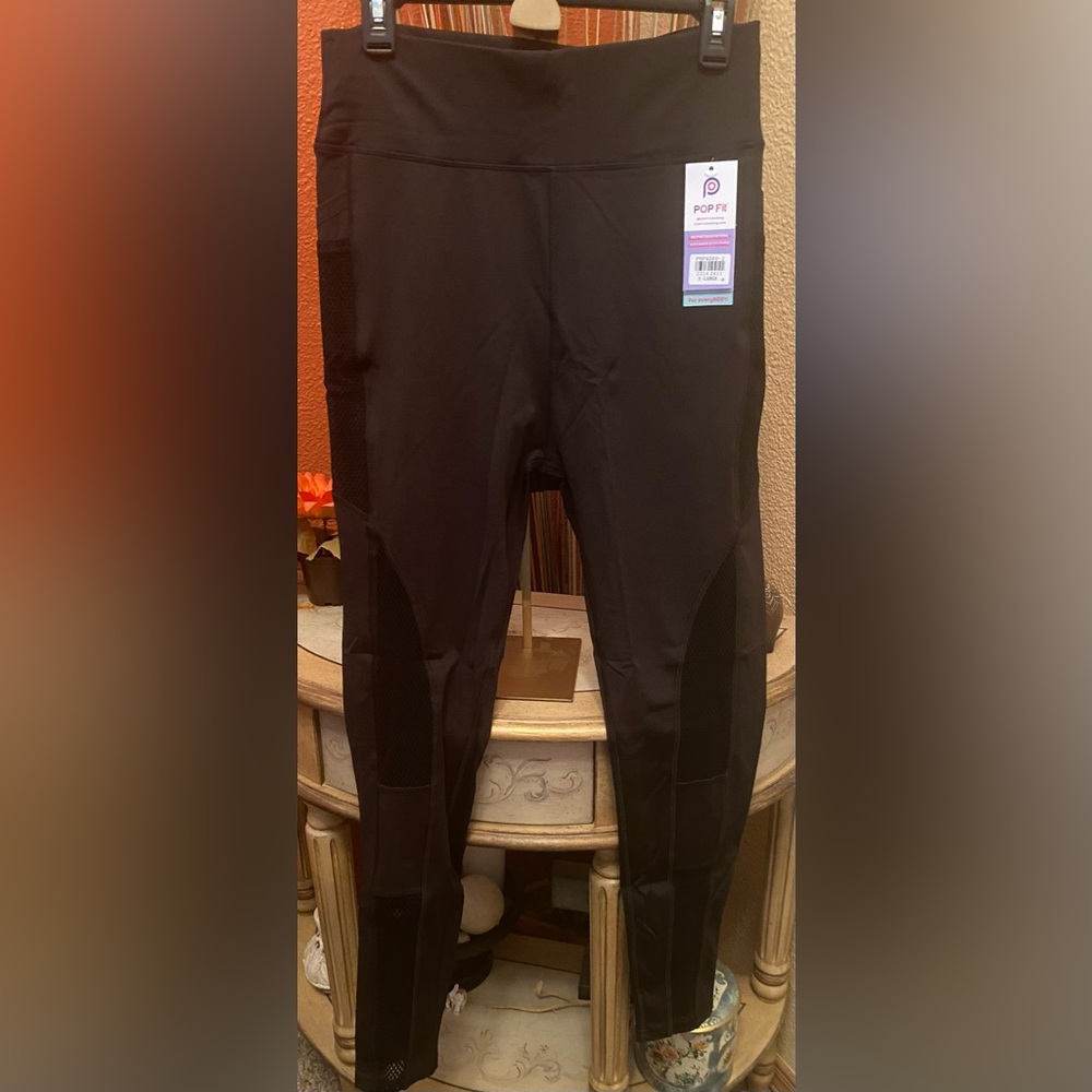 Pop Fit - NEW - women's athletic leggings featuring mesh panels and side pockets